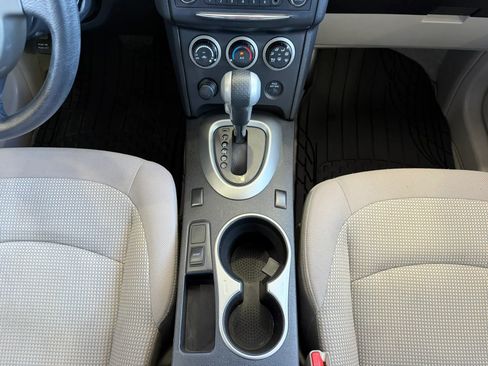 Used 2012 Nissan Rogue SV AWD/4WD image 17