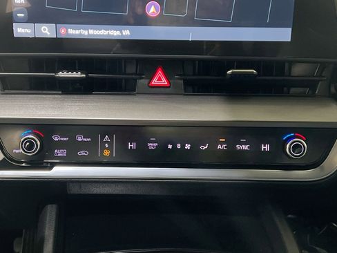 Used 2023 Kia Sportage EX image 20
