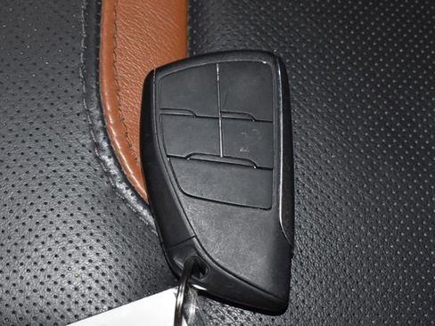 Used 2024 GMC Sierra 2500 AT4 w/ Technology Package image 14