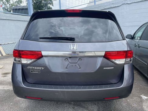 Used 2016 Honda Odyssey SE image 3
