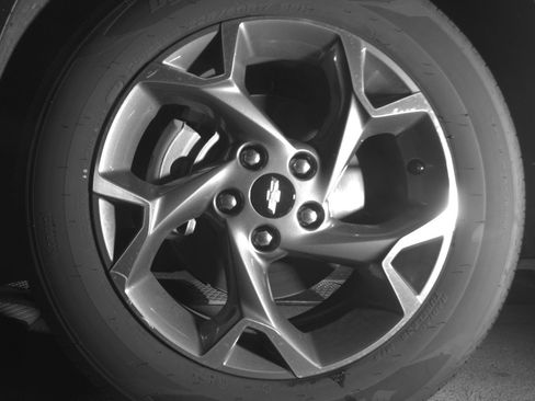 Used 2025 Chevrolet Trax LT image 12