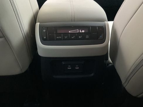 New 2026 Nissan Pathfinder SL AWD/4WD image 9