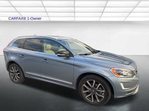 Used 2017 Volvo XC60 T6 Dynamic w/ Advanced Package image 1