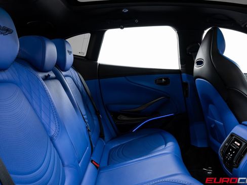 Used 2022 Aston Martin DBX image 35