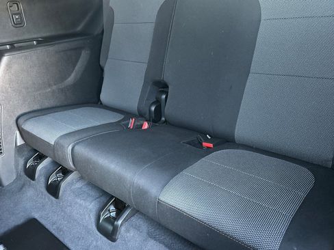 Used 2020 Chevrolet Traverse LS w/ LPO, Floor Liner Package image 33