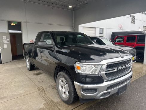 Used 2023 RAM 1500 Tradesman w/ SXT Appearance Group AWD/4WD image 2