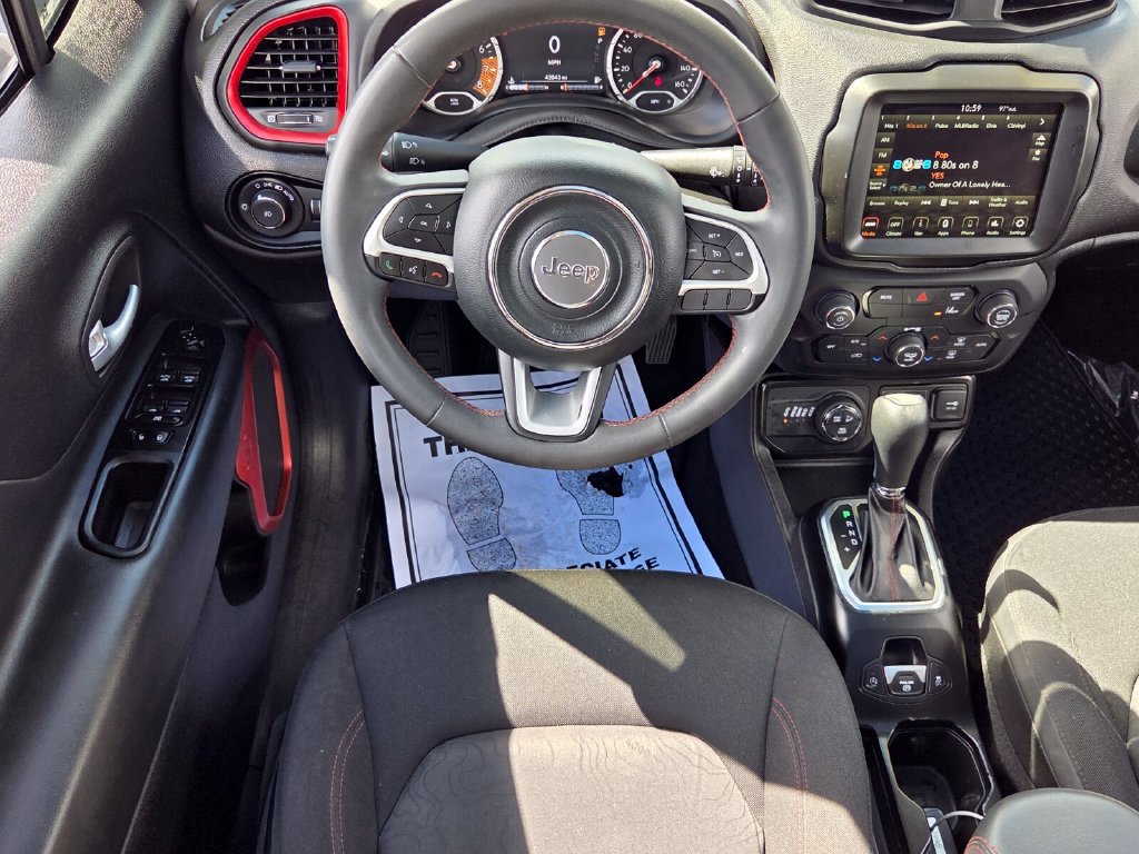 Used 2023 Jeep Renegade Trailhawk w/ Sun/Sound Group AWD/4WD image 5