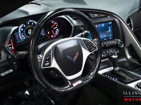 Used 2015 Chevrolet Corvette Z06 w/ 3LZ Preferred Equipment Group RWD image 21