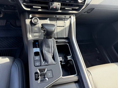 Certified 2025 Lexus GX 550 w/ Accessory Package (Z1) AWD/4WD image 16