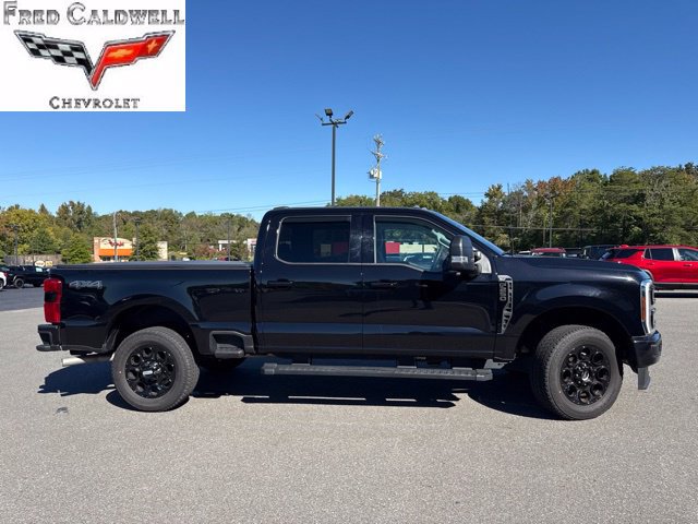 Used 2024 Ford F250 XLT w/ Black Appearance Package AWD/4WD image 2