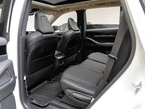 Used 2024 INFINITI QX60 Pure w/ Cargo Package FWD image 34