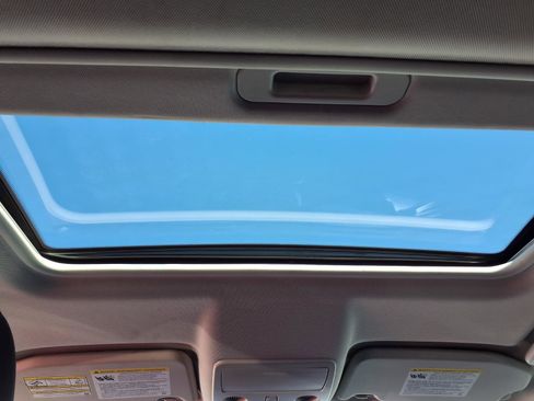 Used 2020 Ford EcoSport SE w/ SE Convenience Package image 10