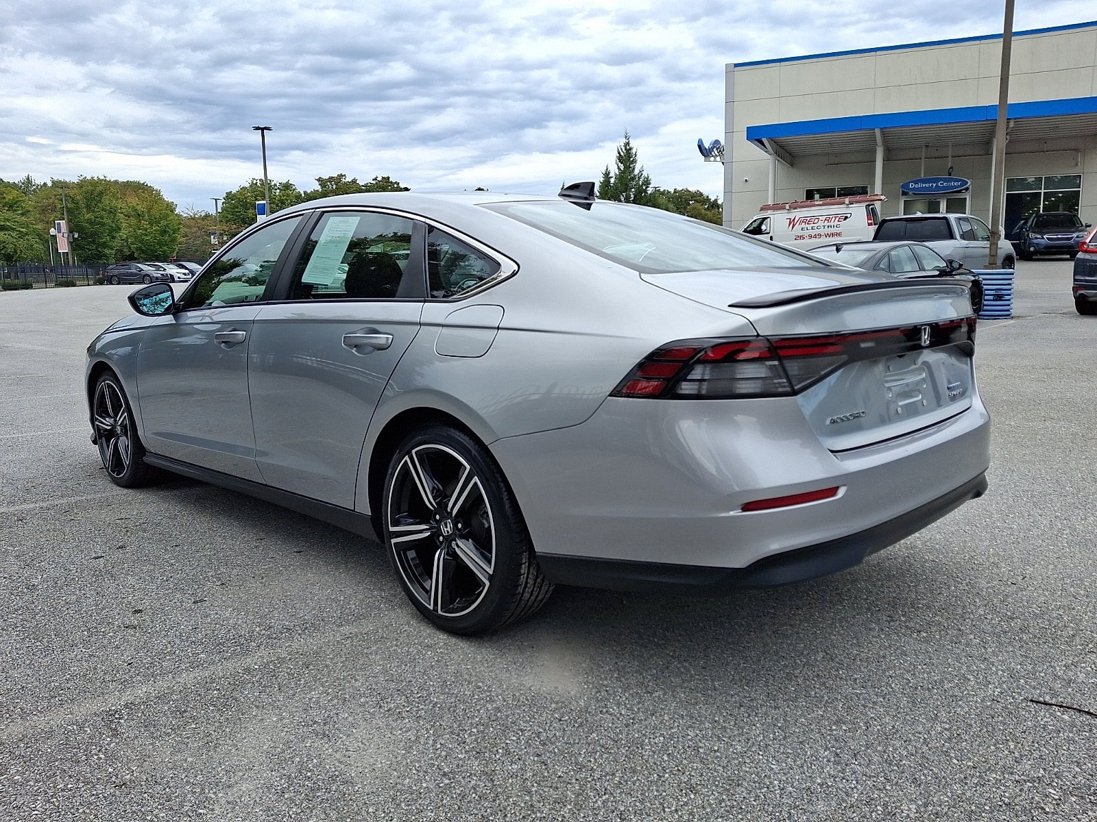 Used 2024 Honda Accord Sport image 4