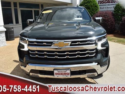 Used 2025 Chevrolet Silverado 1500 LTZ AWD/4WD image 4