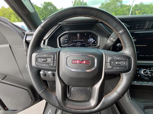 Used 2024 GMC Sierra 2500 AT4 w/ AT4 Premium Plus Package AWD/4WD image 19