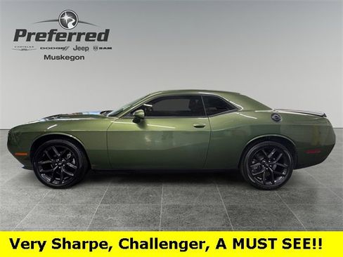 Used 2022 Dodge Challenger SXT w/ Blacktop Package image 12