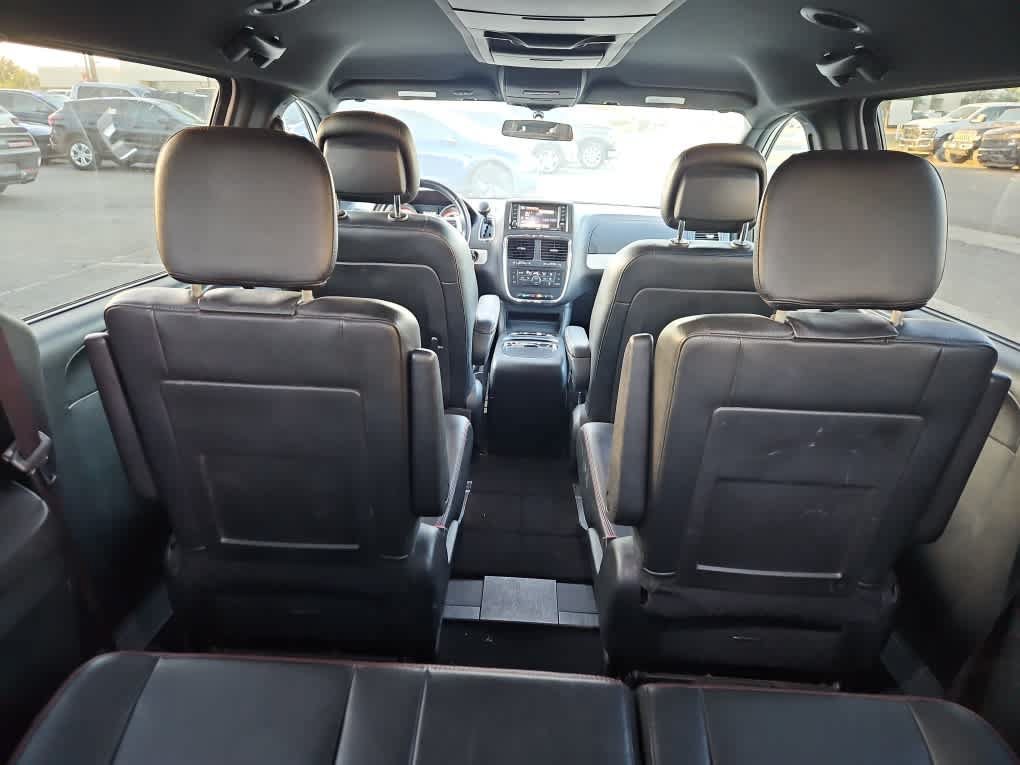 Used 2016 Dodge Grand Caravan R/T FWD image 7