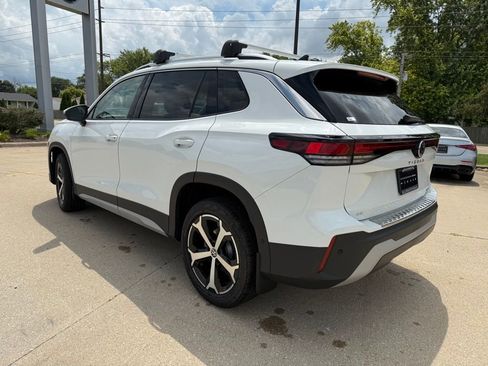 New 2025 Volkswagen Tiguan SE image 4