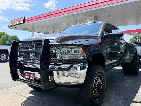 Used 2014 RAM 3500 Laramie AWD/4WD image 14