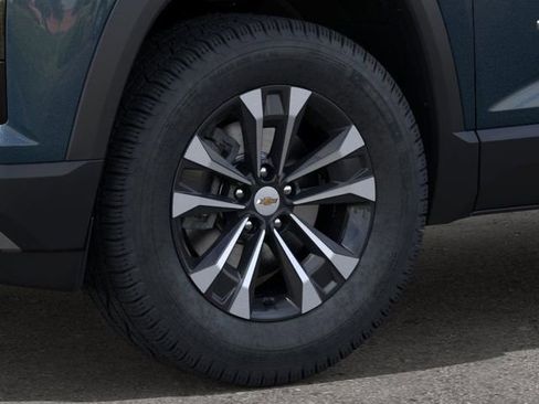 New 2026 Chevrolet Equinox LT FWD image 9