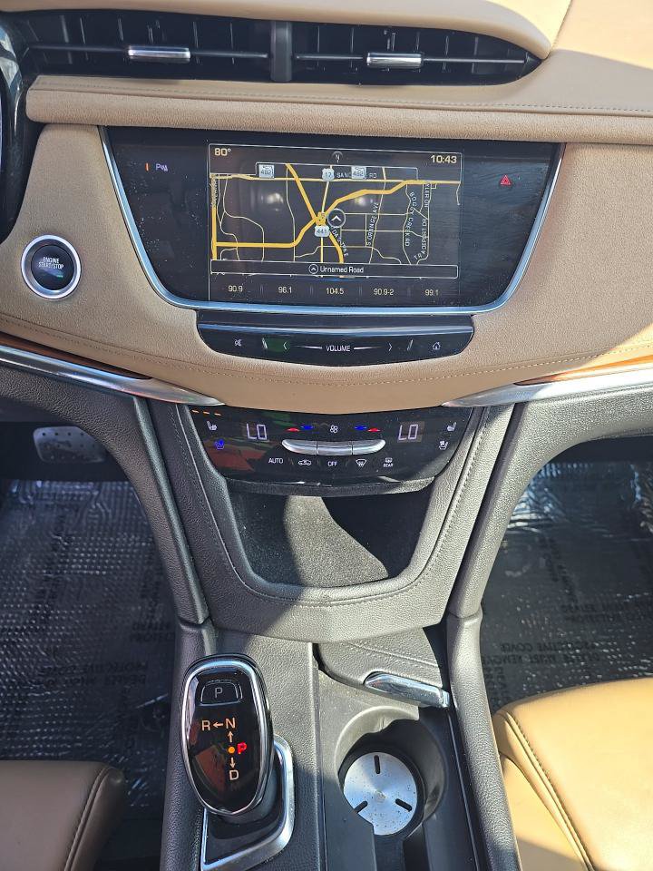 Used 2017 Cadillac XT5 Platinum AWD/4WD image 17