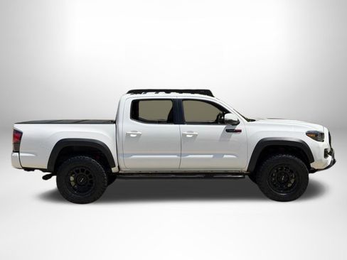 Used 2019 Toyota Tacoma TRD Pro AWD/4WD image 3