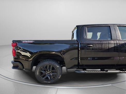 New 2026 Chevrolet Silverado 1500 LT Trail Boss w/ LT Trail Boss Premium Package image 2