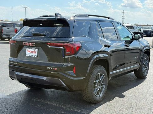 New 2026 GMC Terrain AT4 AWD/4WD image 9