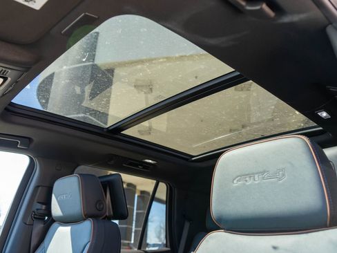 New 2026 GMC Yukon AT4 w/ AT4 Premium Plus Package AWD/4WD image 12