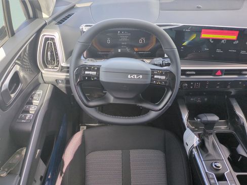 New 2026 Kia Sorento LX FWD image 10