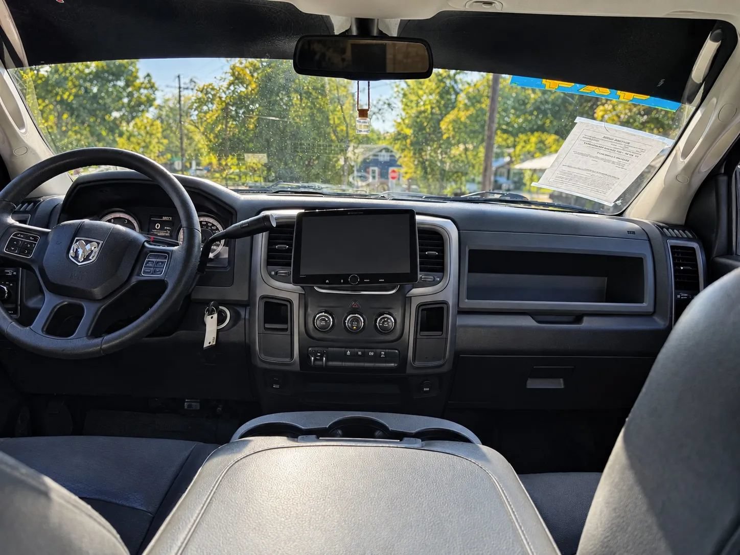Used 2018 RAM 3500 Tradesman w/ Chrome Appearance Group AWD/4WD image 12
