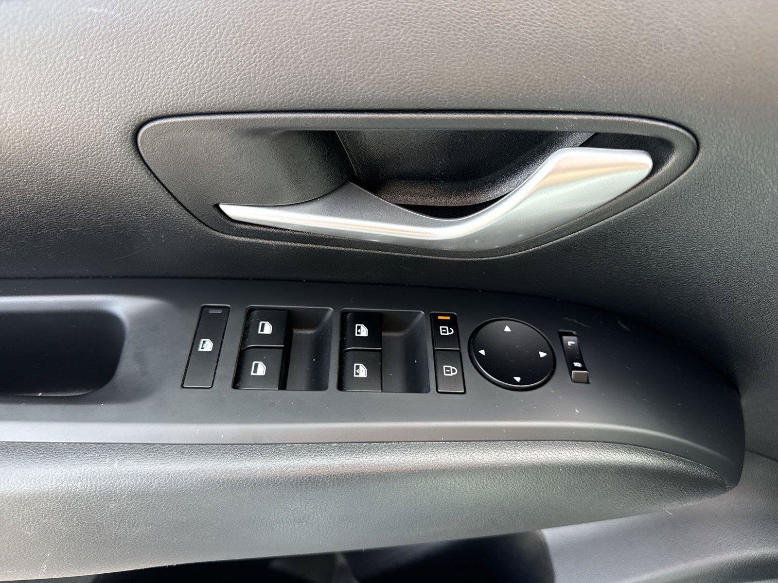 Used 2025 Hyundai Tucson SEL AWD/4WD image 13