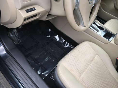 Used 2018 Nissan Altima 2.5 SV image 15