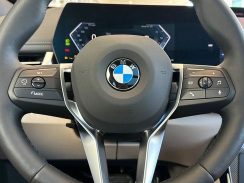 Used 2025 BMW X1 xDrive28i w/ Convenience Package image 19