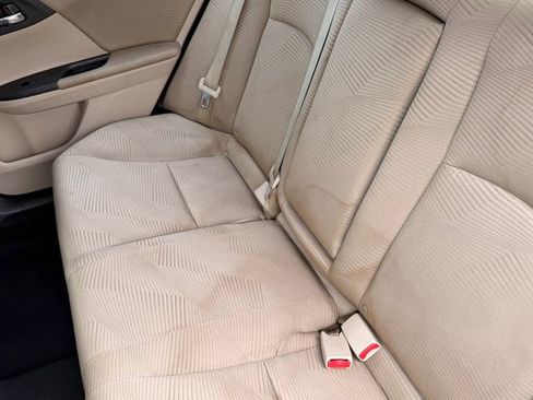 Used 2014 Honda Accord LX image 30