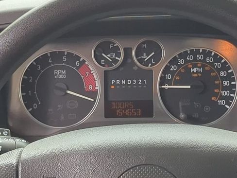 Used 2009 HUMMER H3 w/ Chrome Appearance Package AWD/4WD image 7