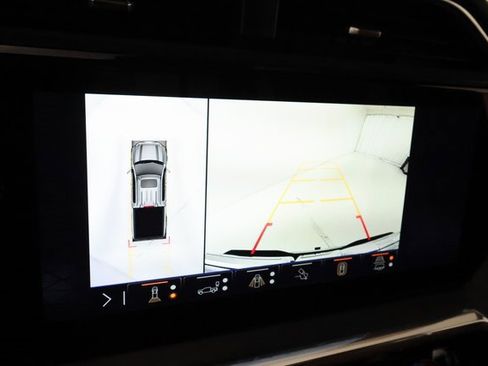 Used 2025 GMC Sierra 1500 Denali Ultimate image 16