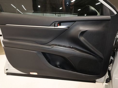 Used 2023 Toyota Camry XSE image 20