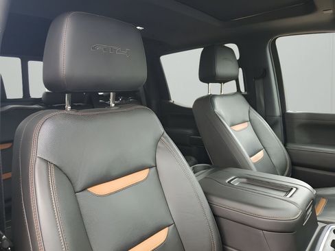 Used 2019 GMC Sierra 1500 AT4 w/ AT4 Premium Package image 15