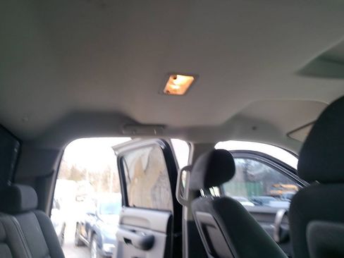 Used 2011 GMC Sierra 2500 SLE w/ SLE Preferred Package image 24