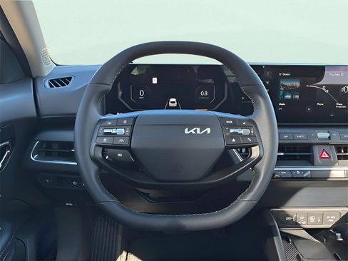 New 2025 Kia K4 GT-Line Turbo FWD image 15