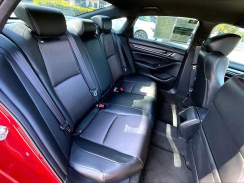 Used 2019 Honda Accord Sport image 20