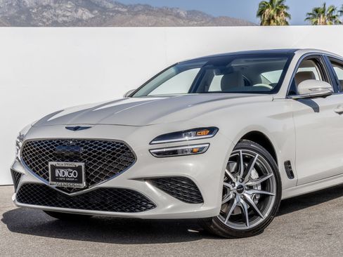 Used 2026 Genesis G70 2.5T Prestige RWD image 2