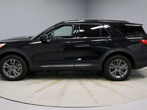Certified 2023 Ford Explorer XLT w/ Equipment Group 202A image 9