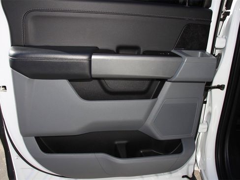 Certified 2022 Ford F150 XLT w/ Equipment Group 302A High image 20