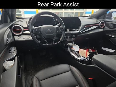 Certified 2024 Chevrolet Trax RS w/ Driver Confidence Package FWD image 12