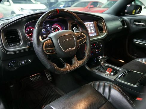 Used 2019 Dodge Charger SRT Hellcat w/ Navigation & Travel Group image 24