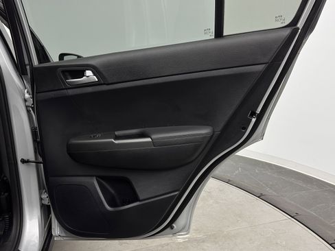 Used 2021 Kia Sportage LX w/ LX Fwd Popular Package image 31