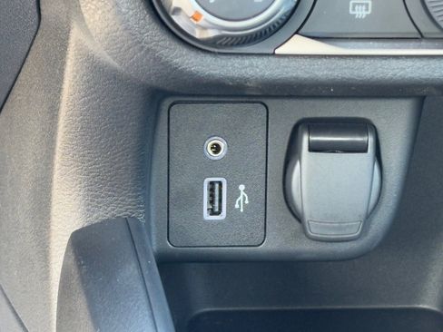 Certified 2025 Nissan Versa S w/ Trunk Package image 25