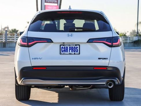 Certified 2023 Honda HR-V Sport image 7